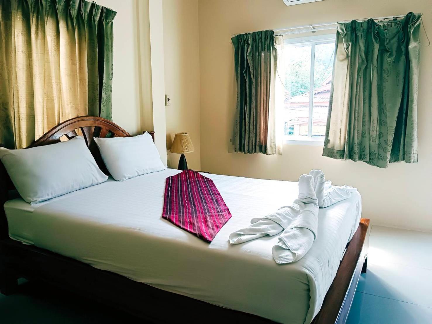 Khao-Sok Bed And Breakfast Khao Sok National Park エクステリア 写真